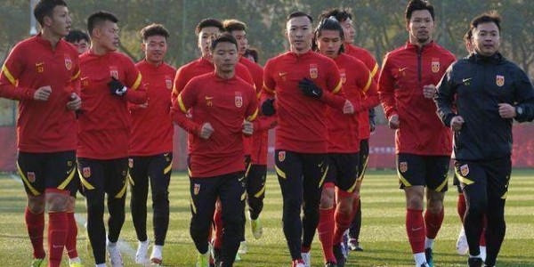 赏金女王模拟器官网-【早报】二娃又“阳”！屋漏逢雨，拜仁无人…