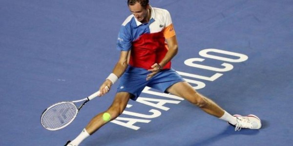 pg电子游戏-澳网后首秀轻松过关 梅德维德夫登顶之路再次开启