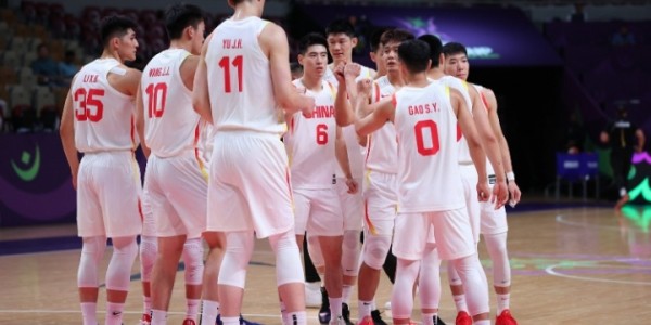 PG电子官网-亚洲杯1/4决赛半场-王俊杰狂揽15+5 中国男篮46-35领先韩国男篮