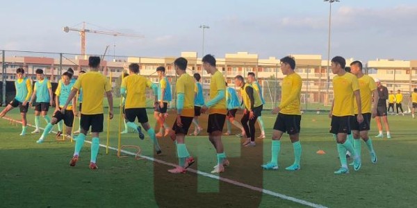 国足逐渐摆脱连败阴霾 今日热身阿联酋当地球队