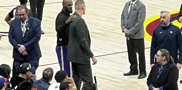 pg游戏-詹姆斯：24年奥运会与约基奇的对决是我参加过的最杰出比赛之一