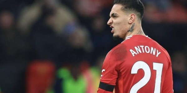 pg游戏-安东尼的曼联孽缘：从梦幻开局到队史最差