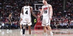 PG电子-西区次席火箭本赛季已横扫9支球队：骑士、太阳、76人在列