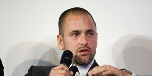 赏金女王模拟器官网-【早报】二娃又“阳”！屋漏逢雨，拜仁无人…